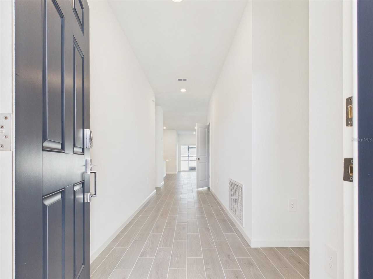 8966 Sw 69th Ter - Photo 6 of 48