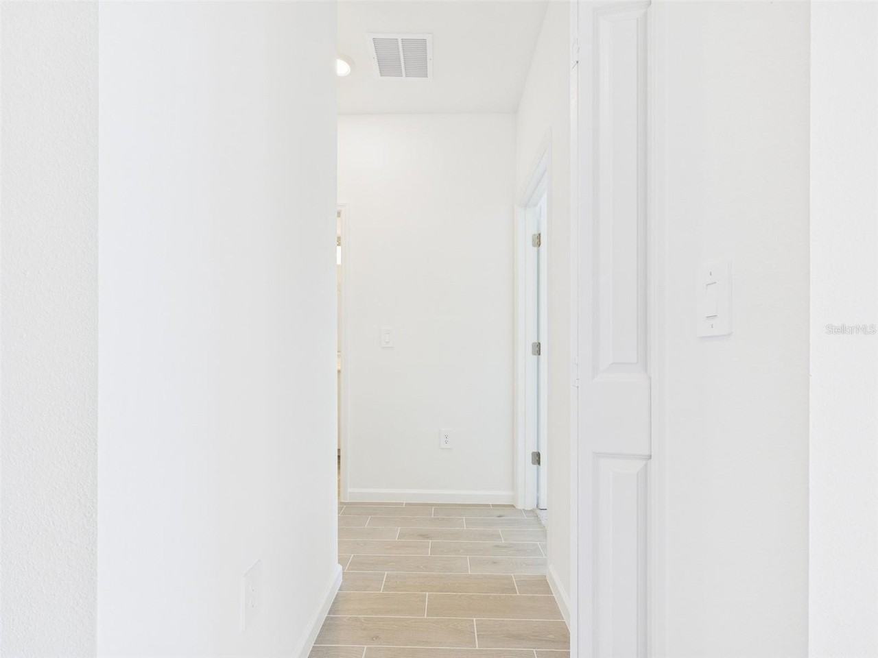 8966 Sw 69th Ter - Photo 7 of 48