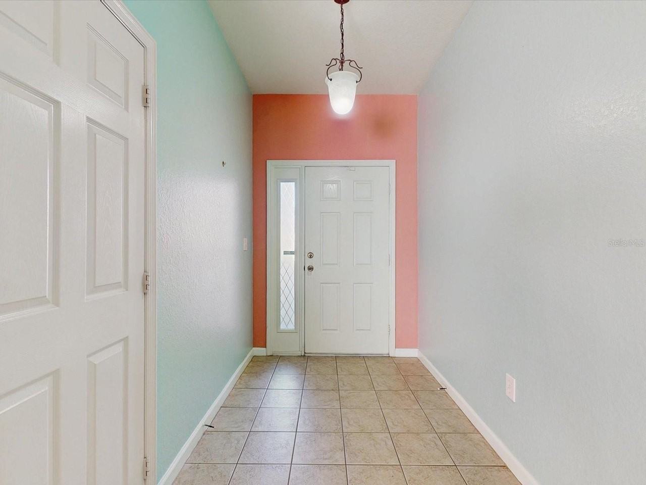 2978 Langdon Ln N - Photo 6 of 36