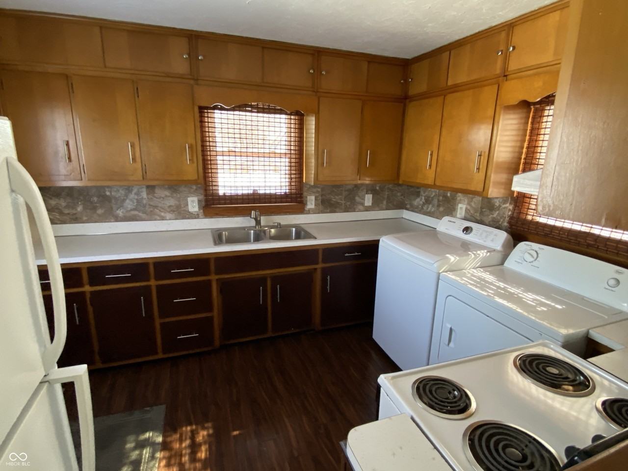 1404 Walton St - Photo 6 of 16