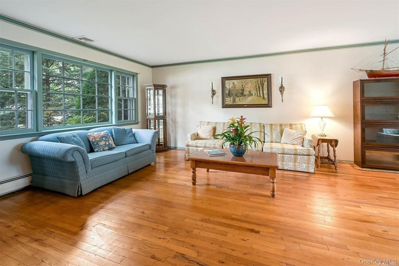 5 Bronze Ct - Photo 4 of 22