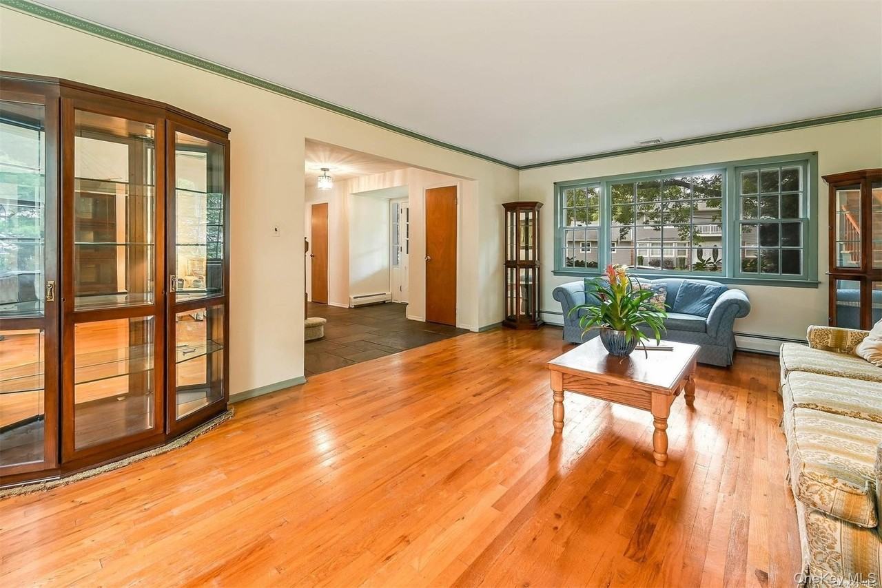 5 Bronze Ct - Photo 6 of 22