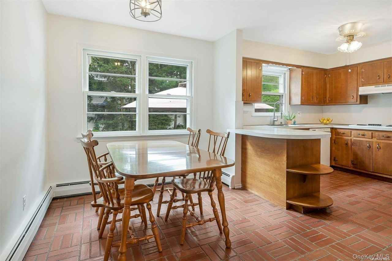 5 Bronze Ct - Photo 7 of 22