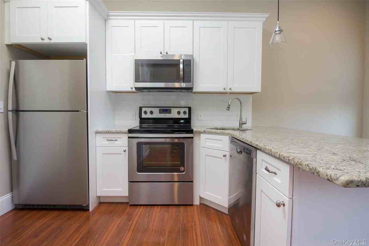 41 - 2A Green Street unit: 2A #2A - Photo 4 of 10