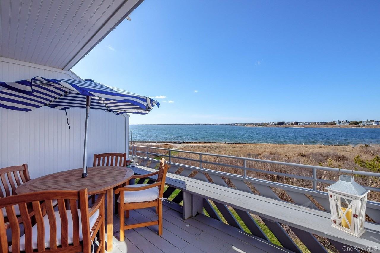 274 Dune Rd #19 - Photo 5 of 20