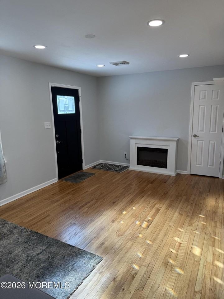 45 Harbor Inn Rd - Photo 3 of 19