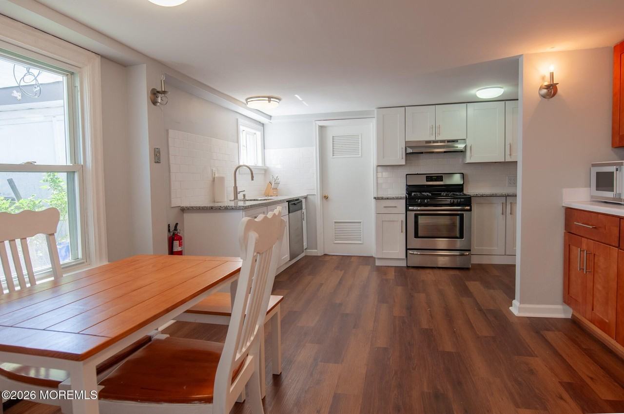 124 N Cambridge Ave Unit 1 #1 - Photo 4 of 11