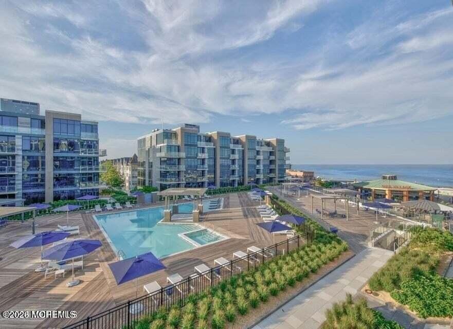 20 Melrose Ter Unit 211 #211