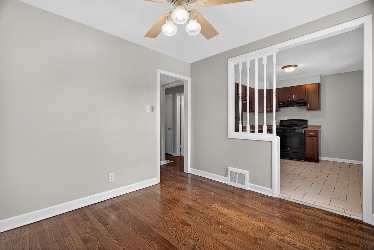 27 164th Pl - Photo 6 of 17