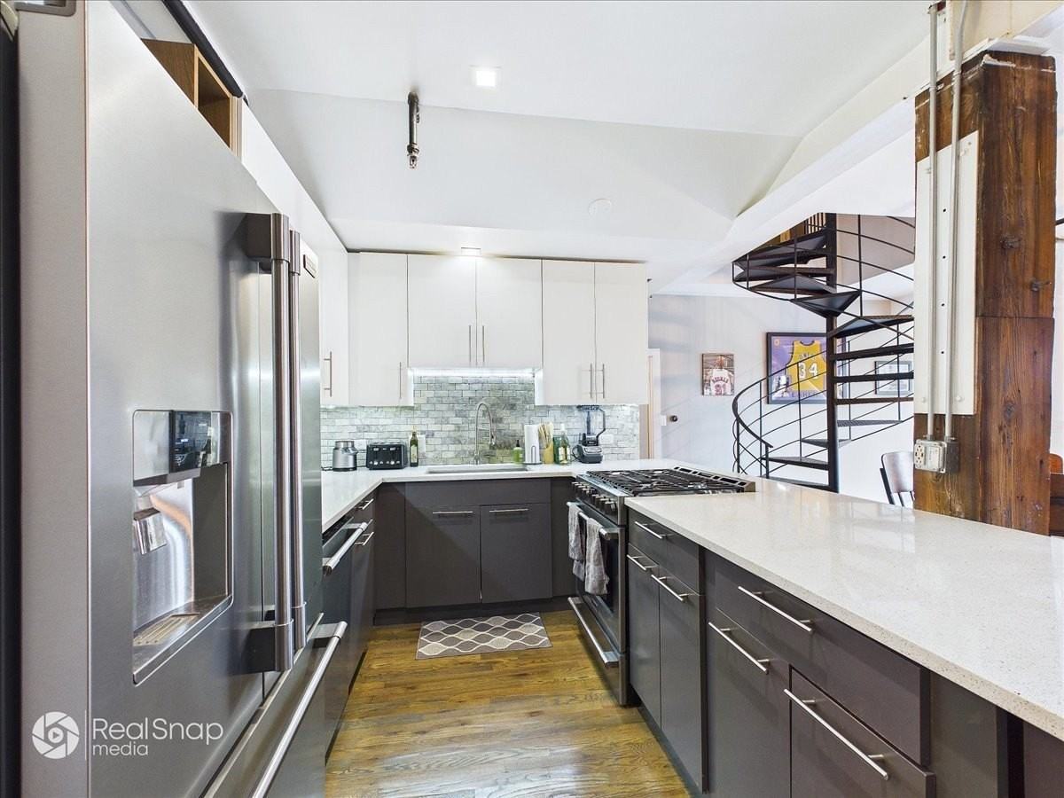 2221 N Lister Ave Apt 3c #3C - Photo 6 of 29