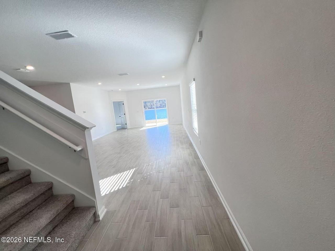 14179 Epply Dr - Photo 3 of 18