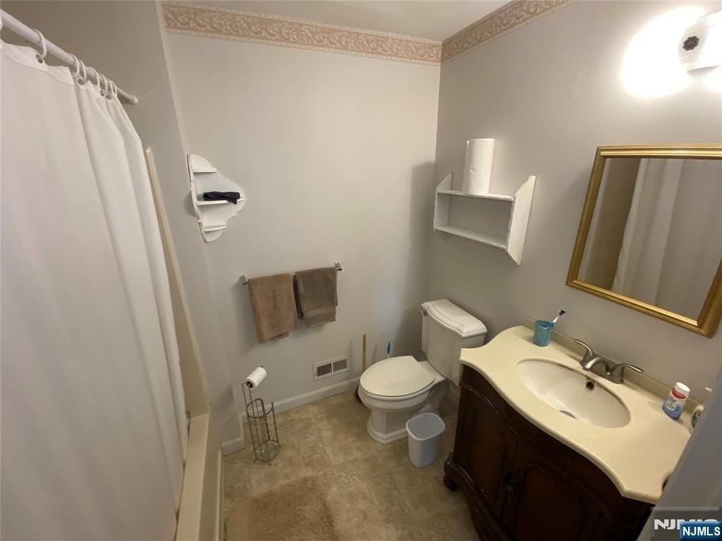 643 Plum Ter - Photo 7 of 19