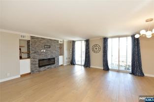 1055 River Rd - Photo 1 of 1