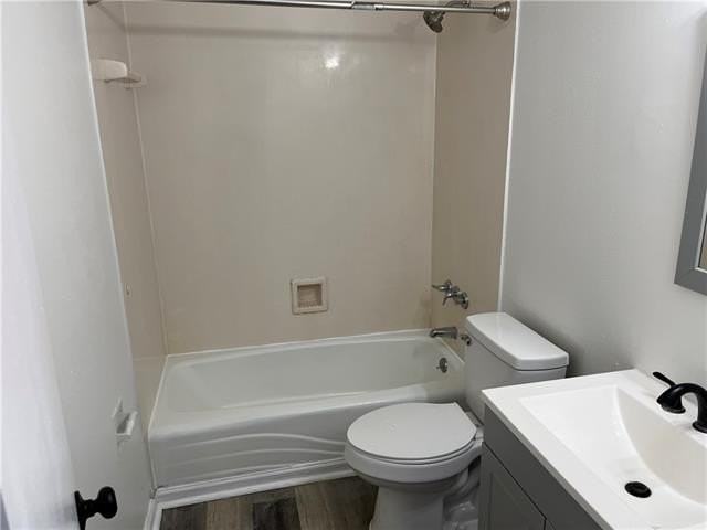 3700 Division St - Photo 6 of 11