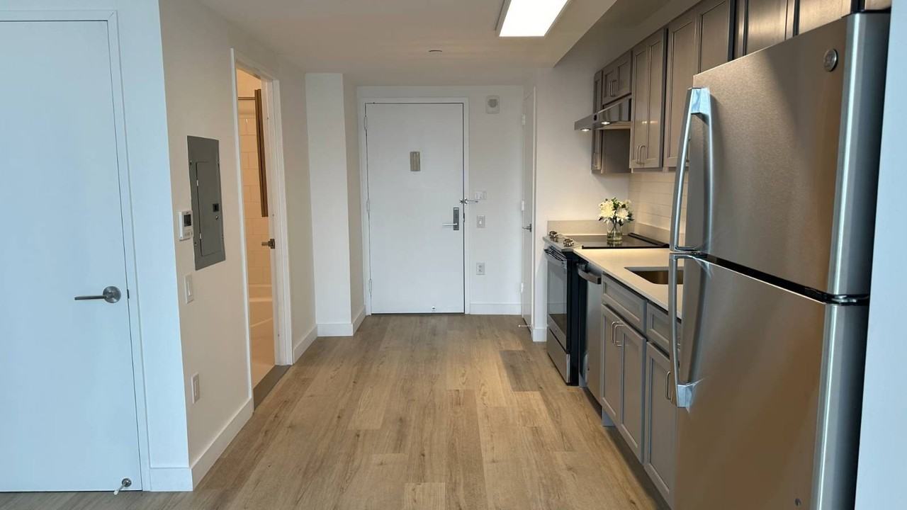 11 Garden St #15H - Photo 2 of 6