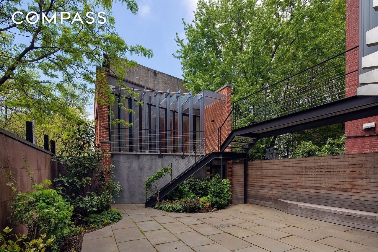 96 6th Ave - Photo 5 of 16