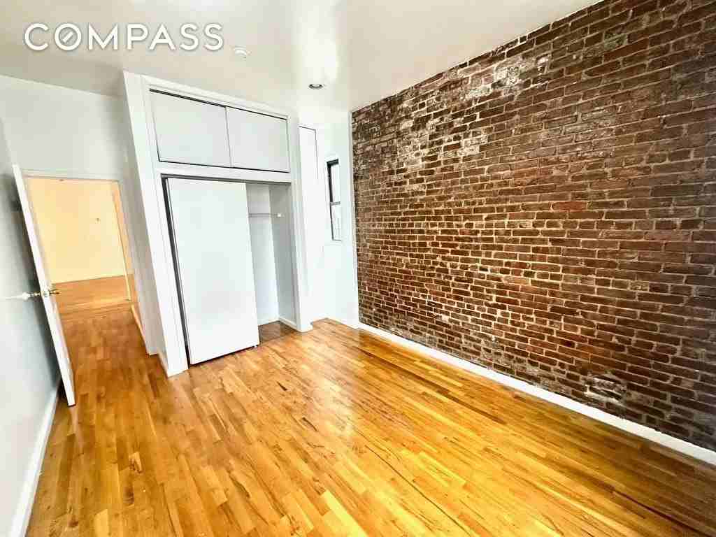 500 W 148th St #4C - Photo 5 of 5