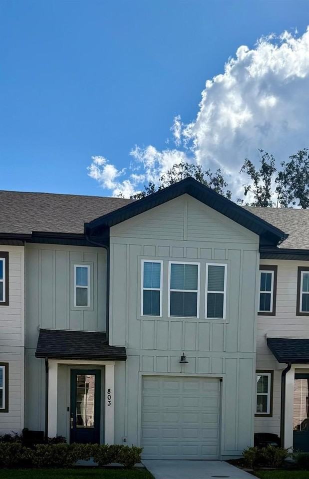 803 Longboat Dr