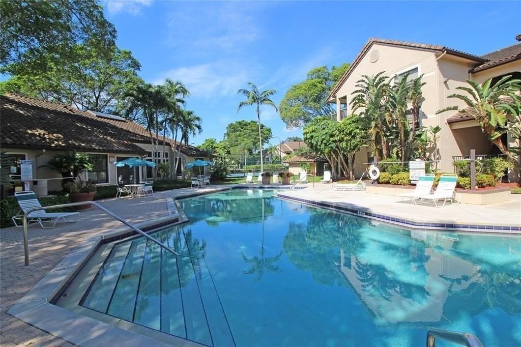 4481 W Mcnab Rd #16 - Photo 6 of 13