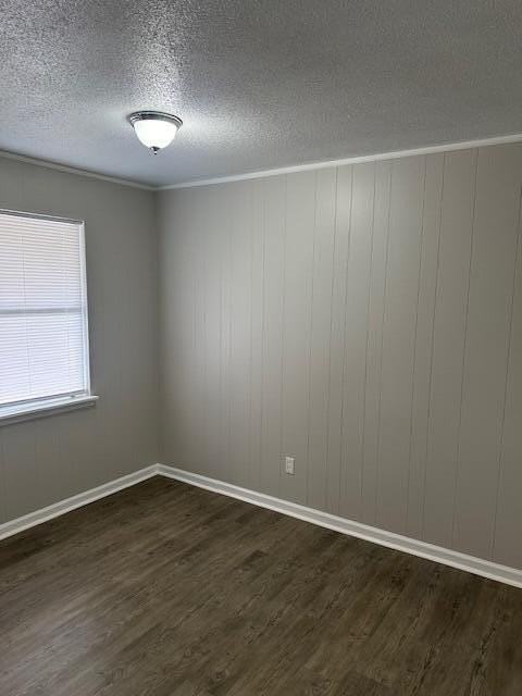 711 20th St Se - Photo 4 of 11