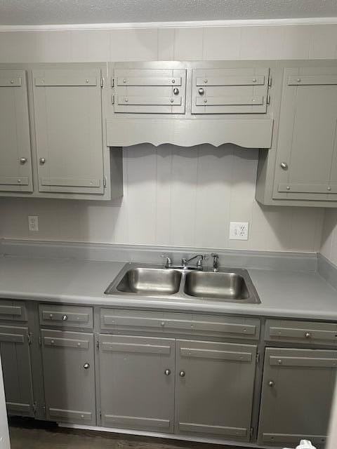 711 20th St Se - Photo 7 of 11