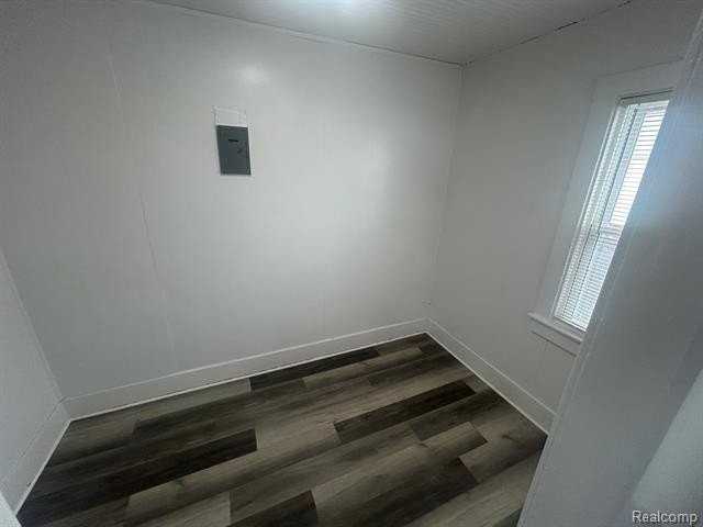 15338 Stephens Dr - Photo 6 of 17