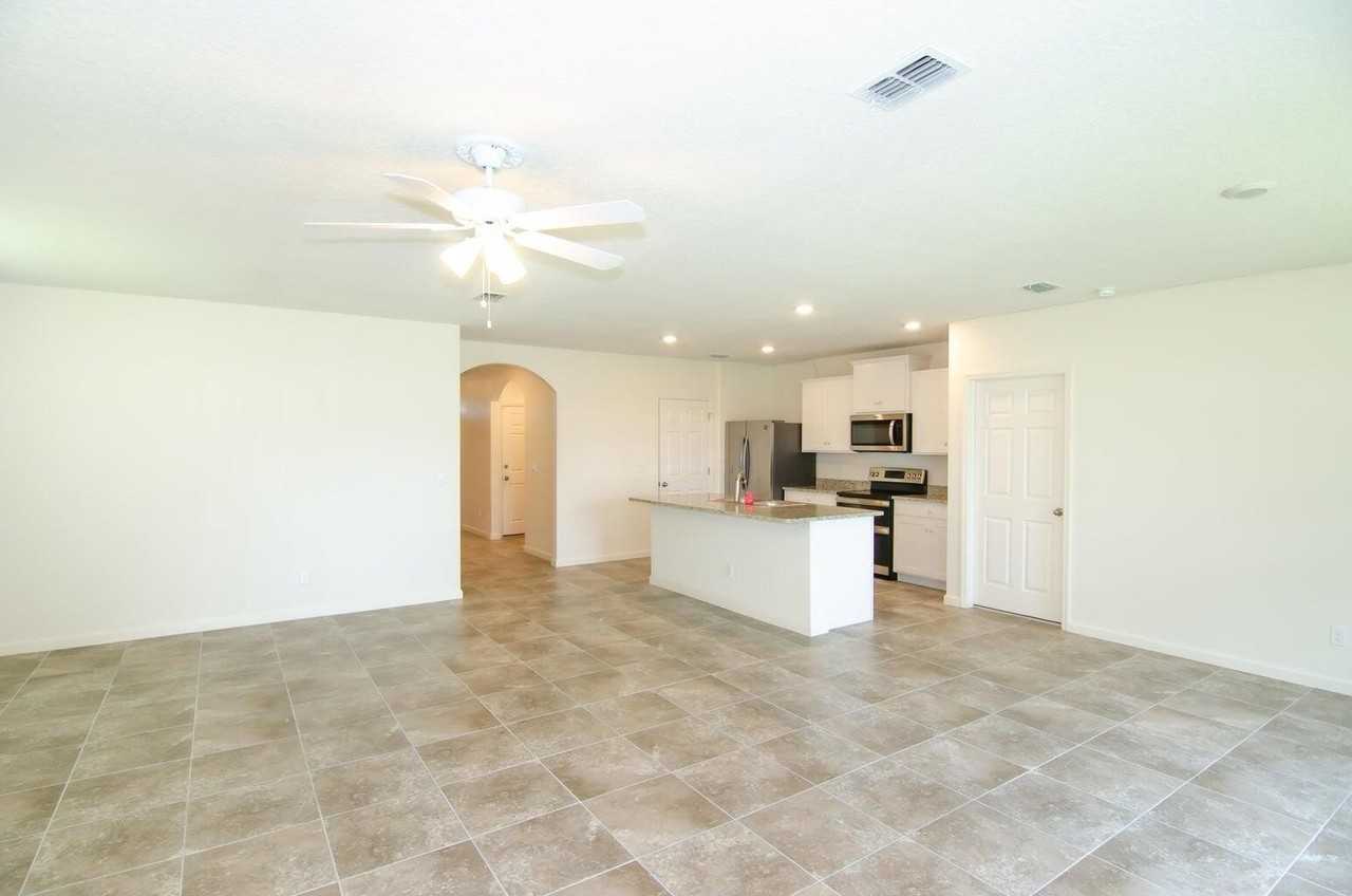 6205 Nw Regent St - Photo 6 of 19