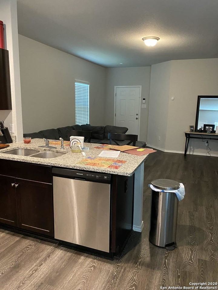 4511 Heathers Star - Photo 3 of 11