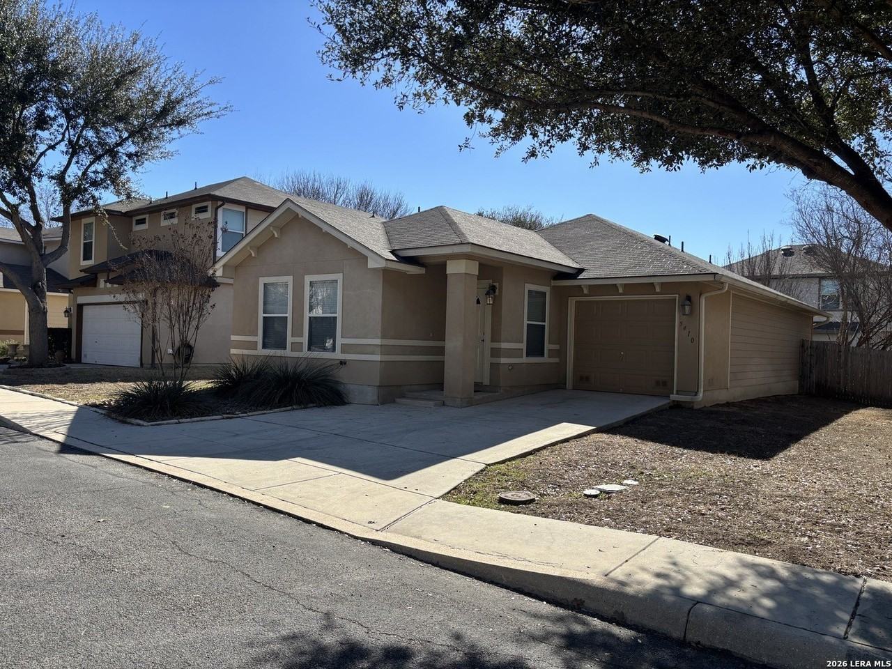 5410 Bright Crk - Photo 4 of 36