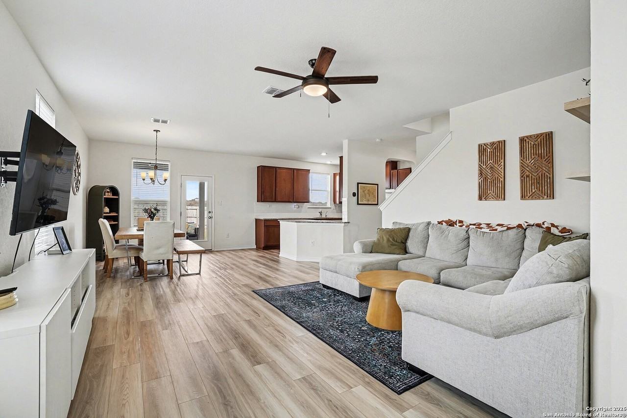 4101 Harper Lee Ln - Photo 7 of 39