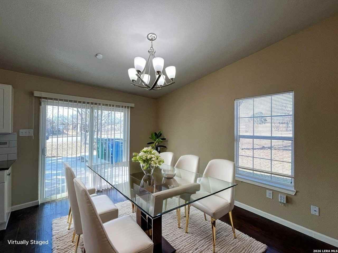 6147 Bright Valley Dr - Photo 4 of 34