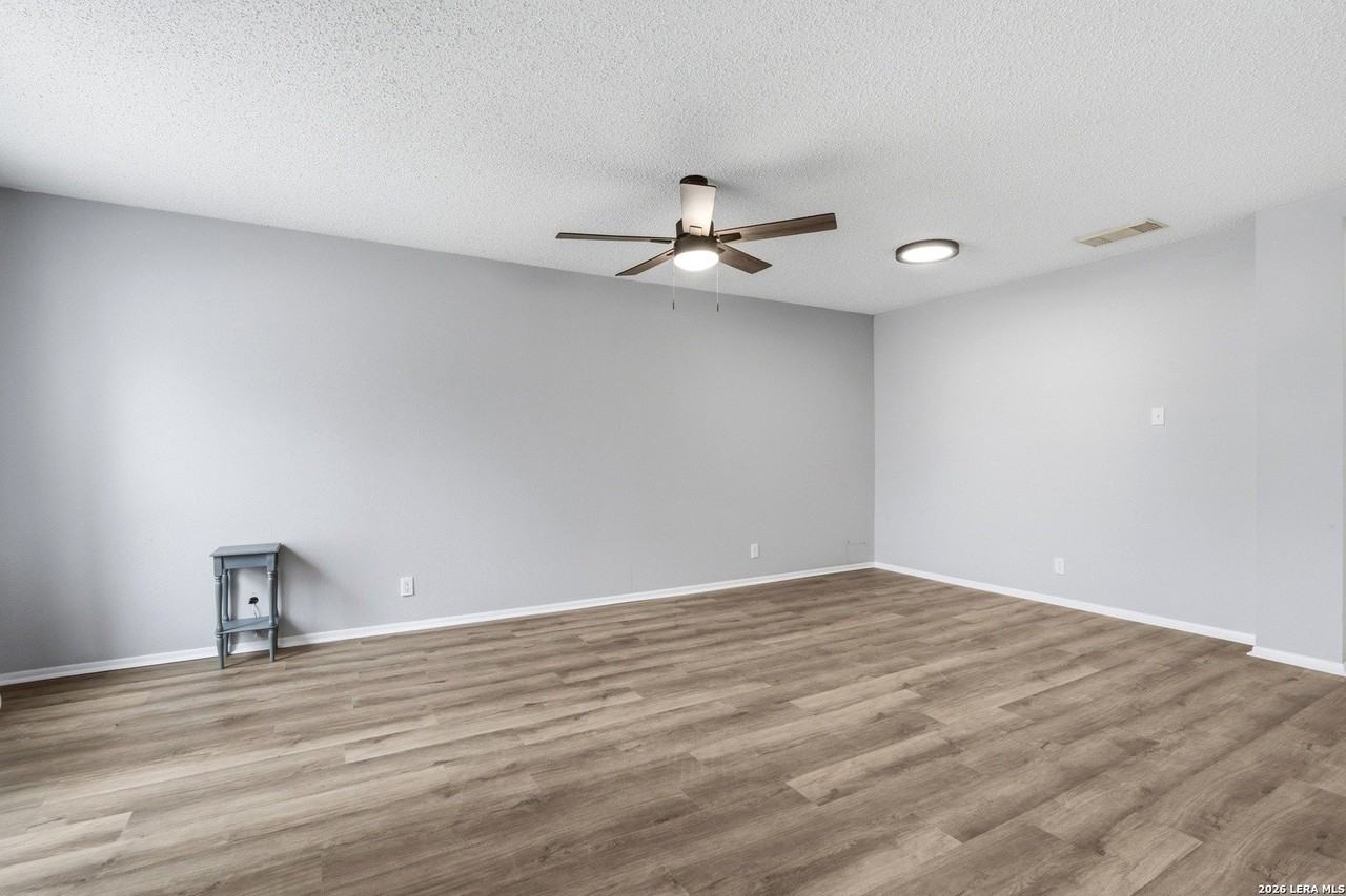 9110 Roquefort - Photo 6 of 31