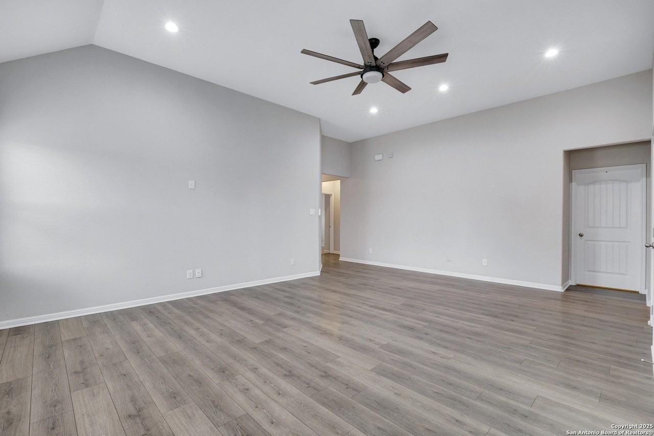 9010 Moccasin Lk - Photo 4 of 31