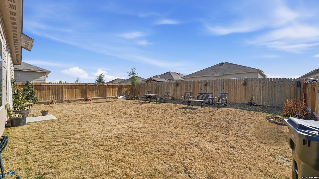 277 Legacy Cir - Photo 7 of 49