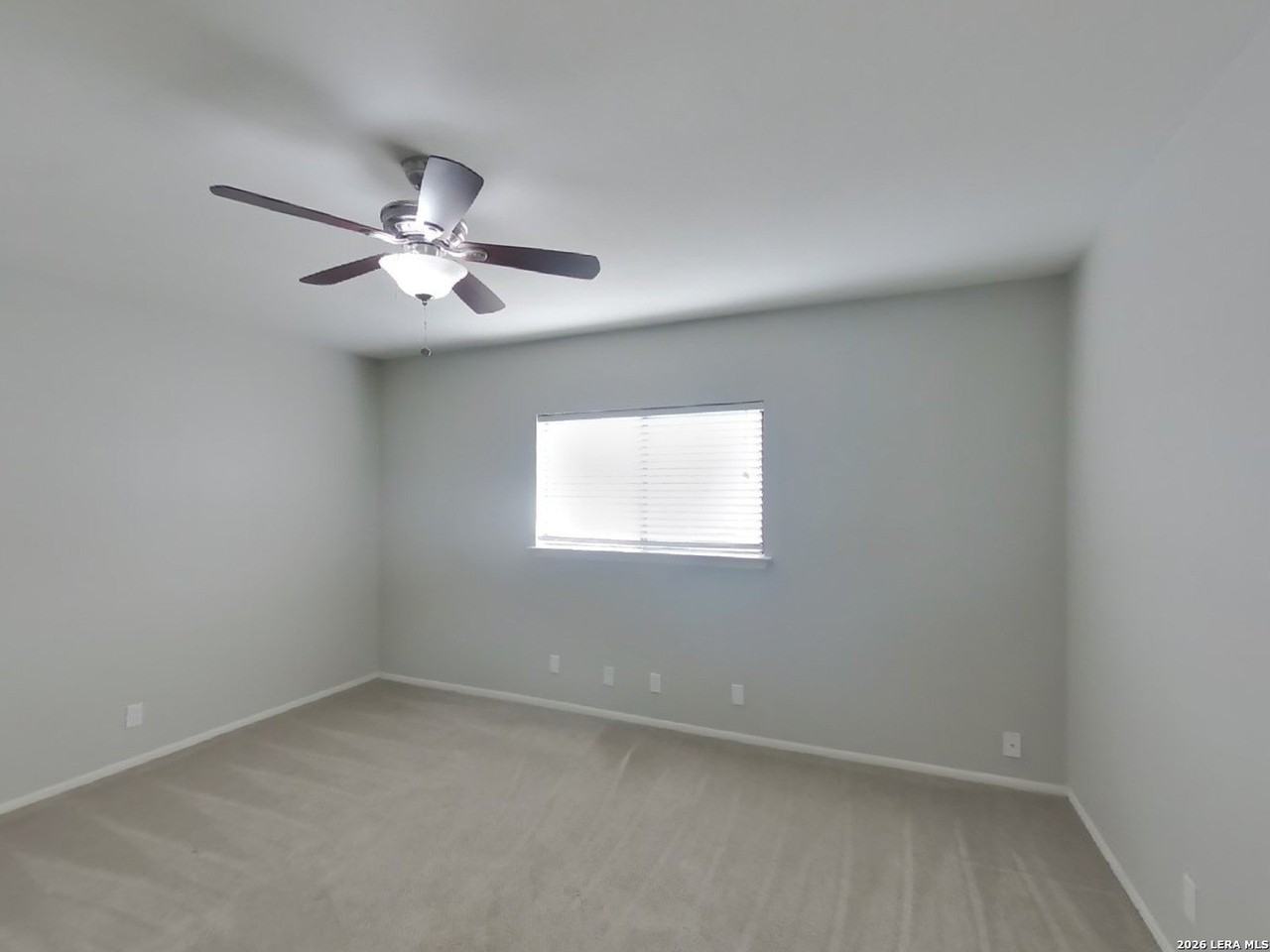 7606 Chatsworth - Photo 4 of 15