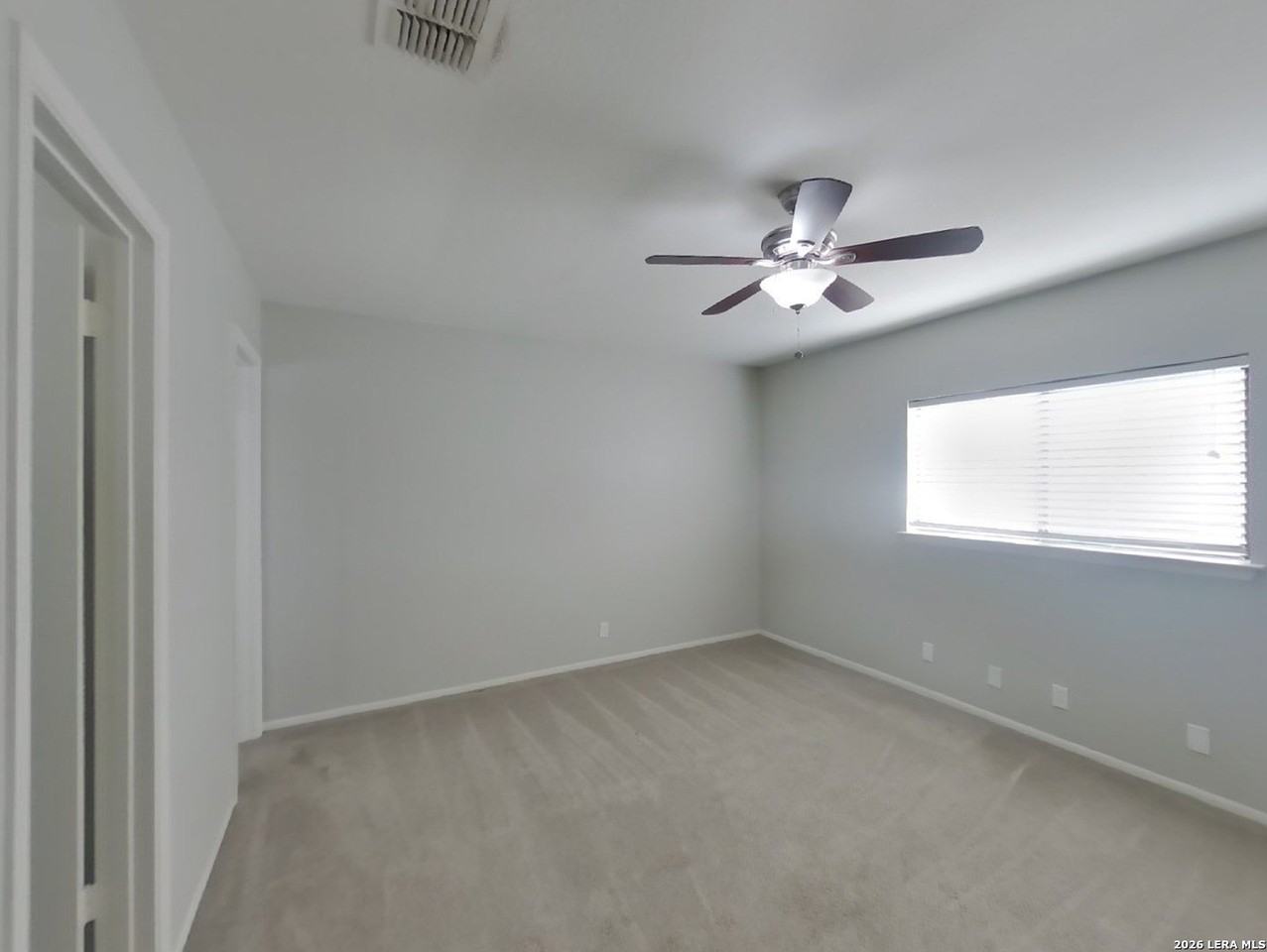 7606 Chatsworth - Photo 5 of 15