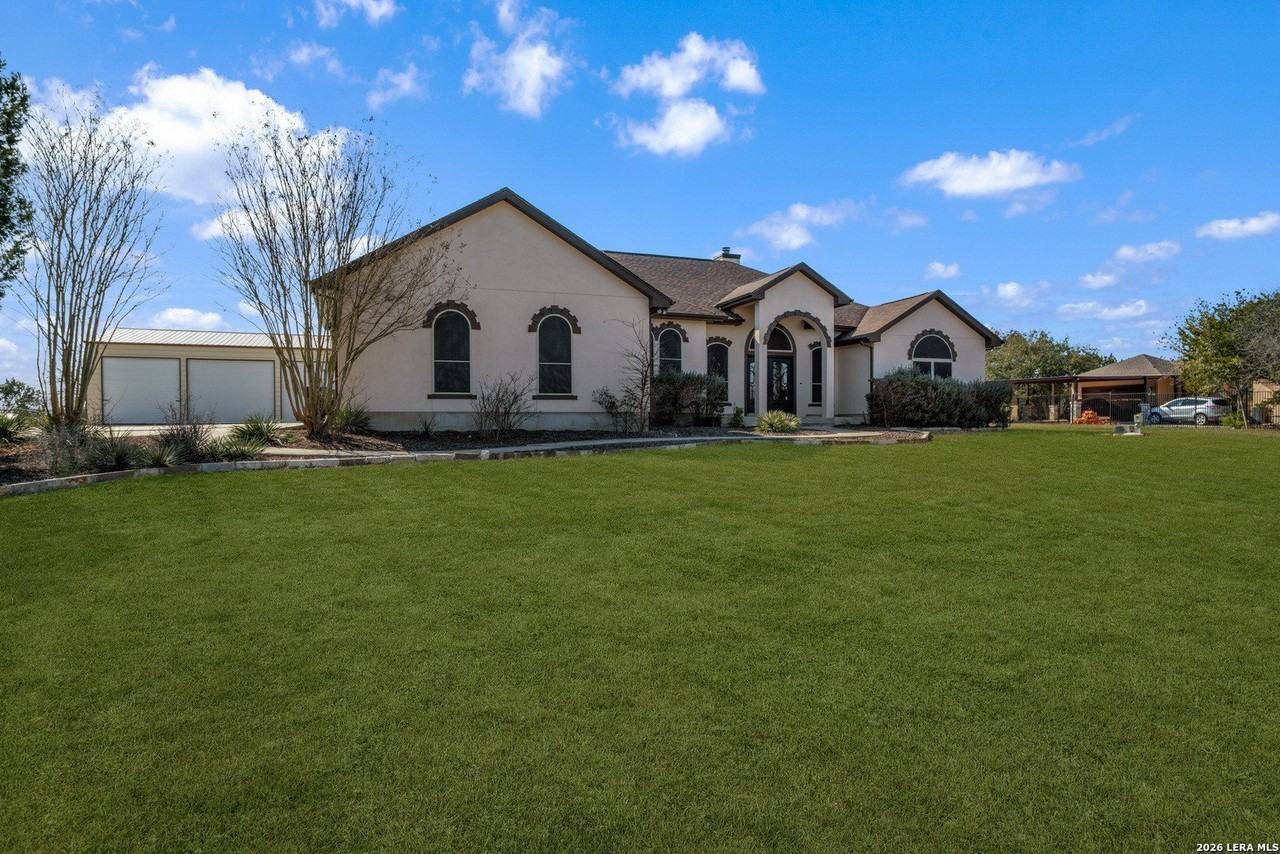 7033 Robin Hood Way - Photo 4 of 39