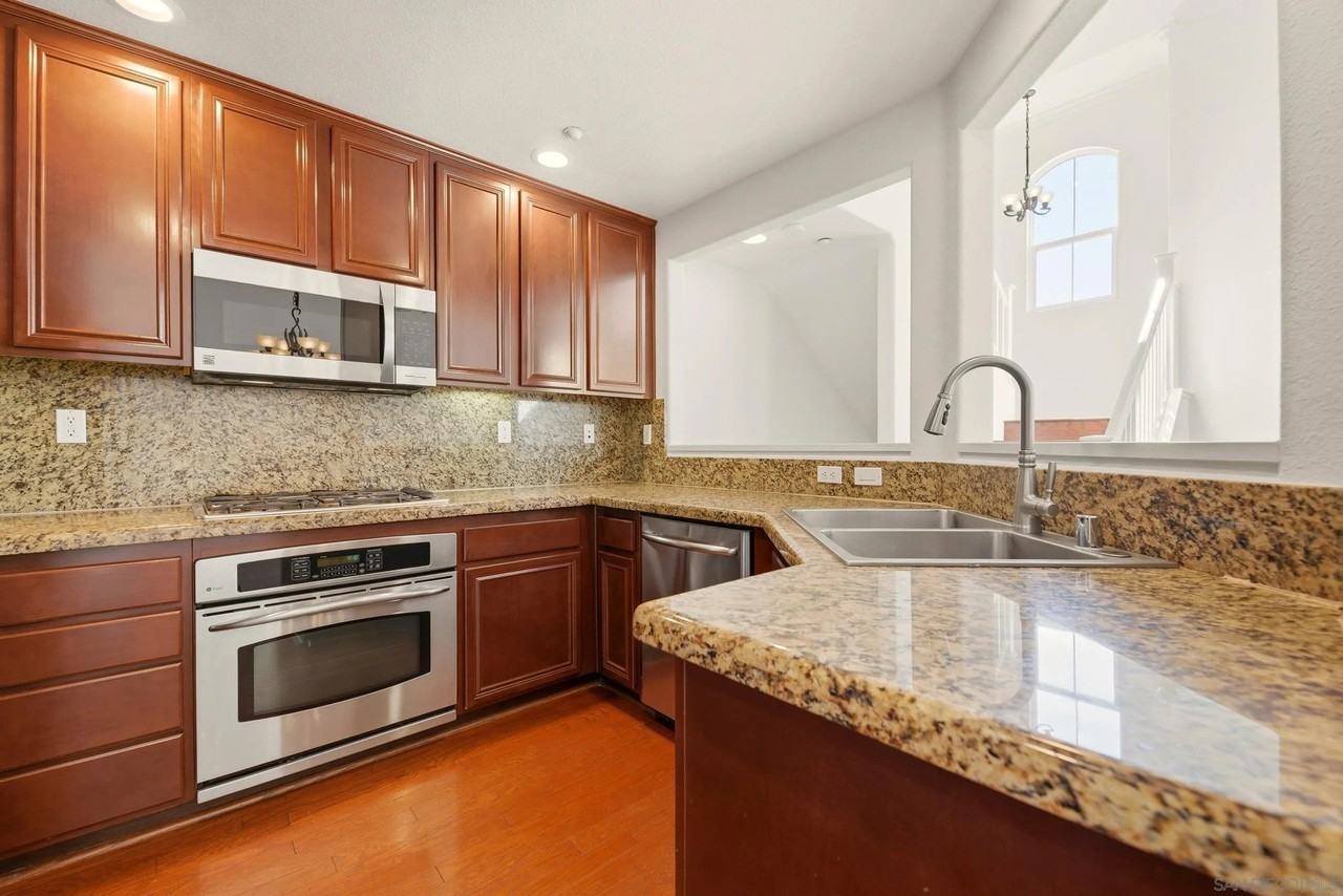 16953 New Rochelle Way Unit 62 #62 - Photo 6 of 21