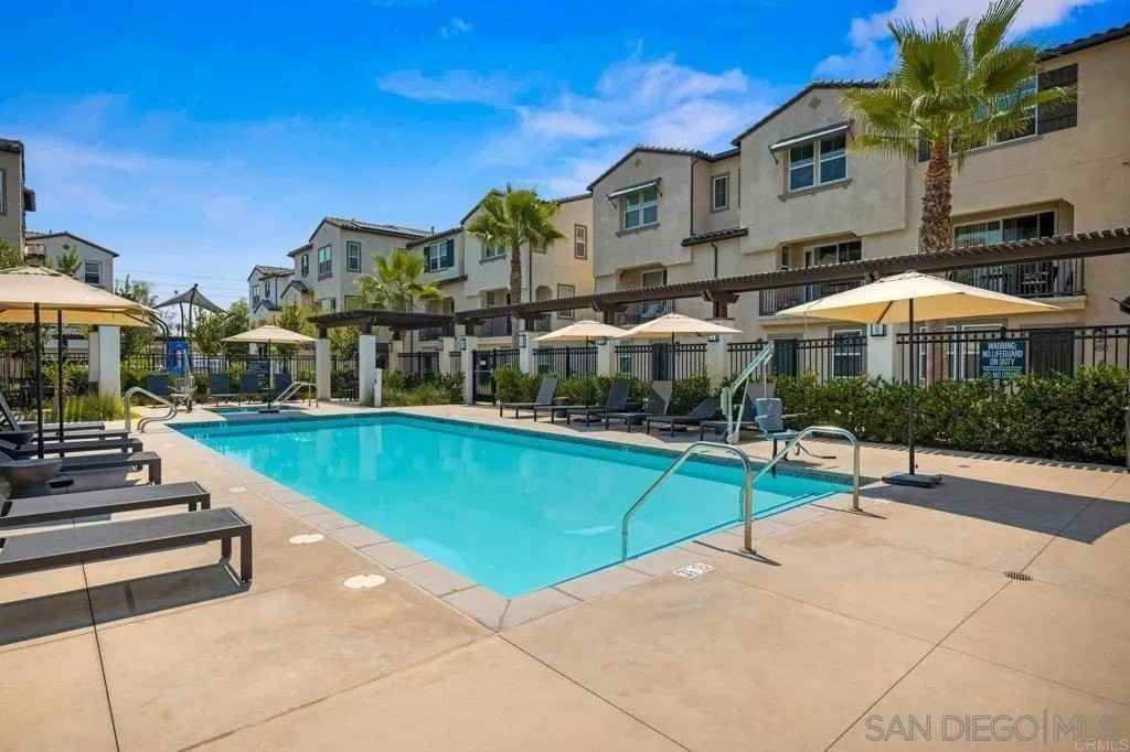 408 Carina Gln - Photo 6 of 12