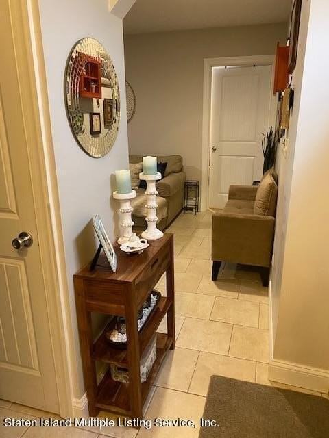 922 Rathbun Ave - Photo 4 of 20