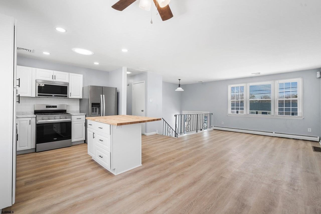 13 Schoolhouse Dr - Photo 7 of 24