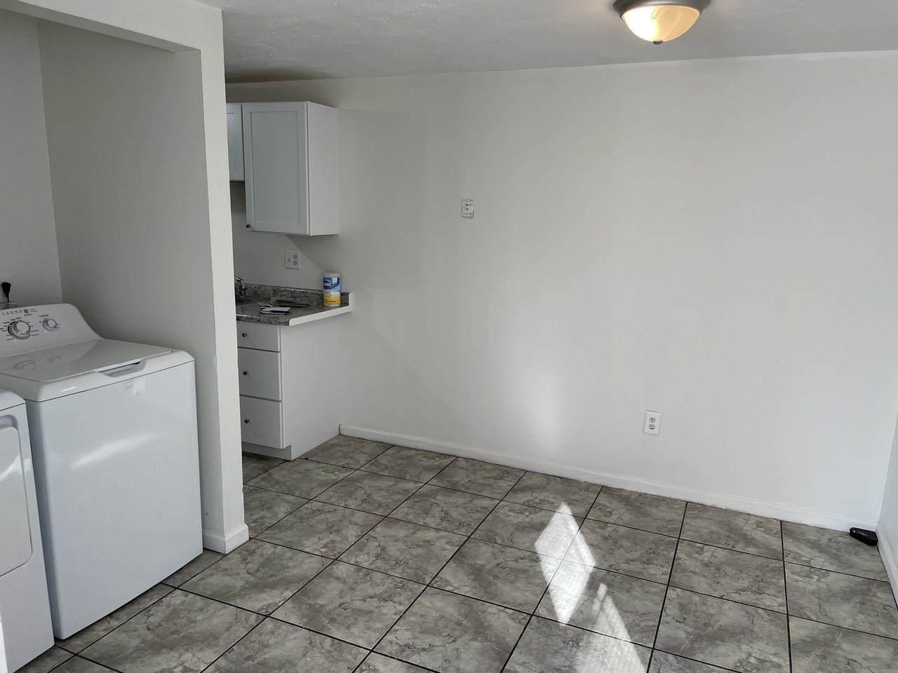 1328 Saint Adalbert Avenue - Photo 5 of 16