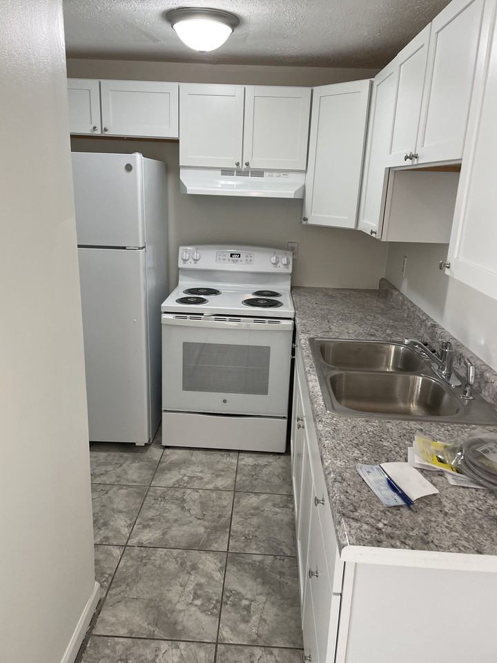 1328 Saint Adalbert Avenue - Photo 2 of 16