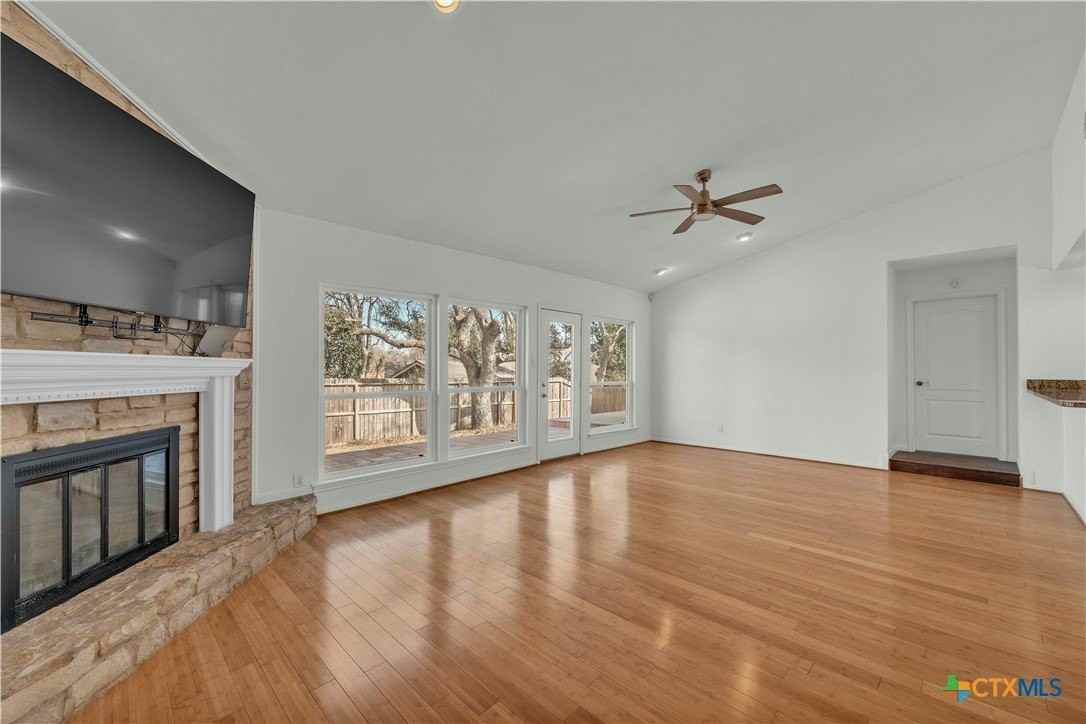 513 Red River Rd - Photo 7 of 31