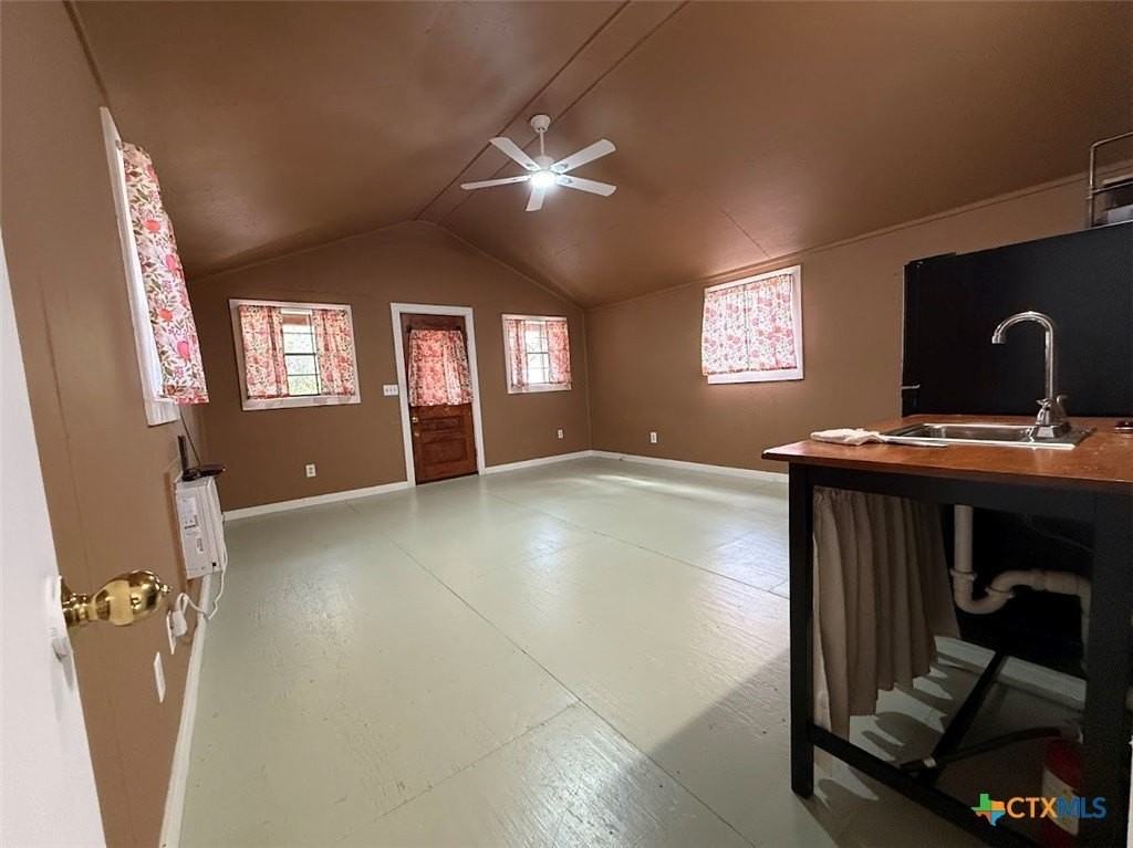 510 Marlys Ave - Photo 4 of 13