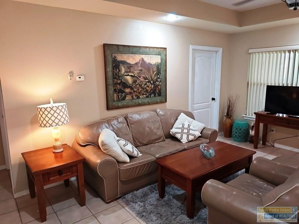 1 Pinehurst Dr - Photo 2 of 28