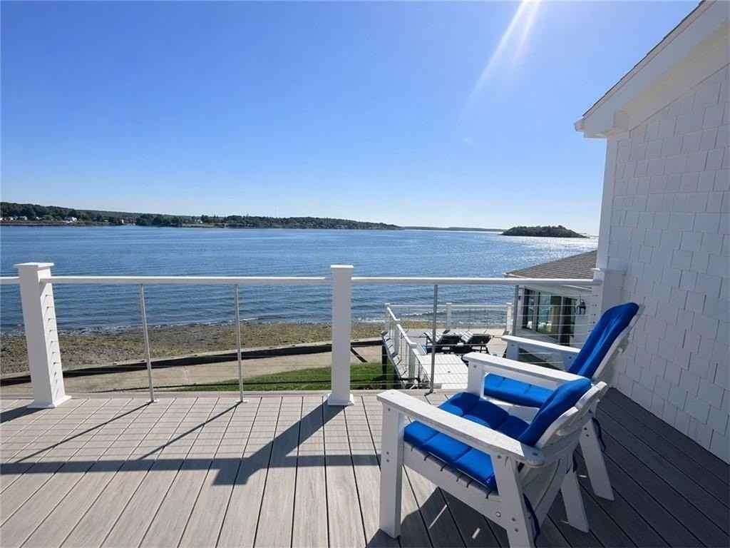 193 Seaconnet Blvd - Photo 2 of 12