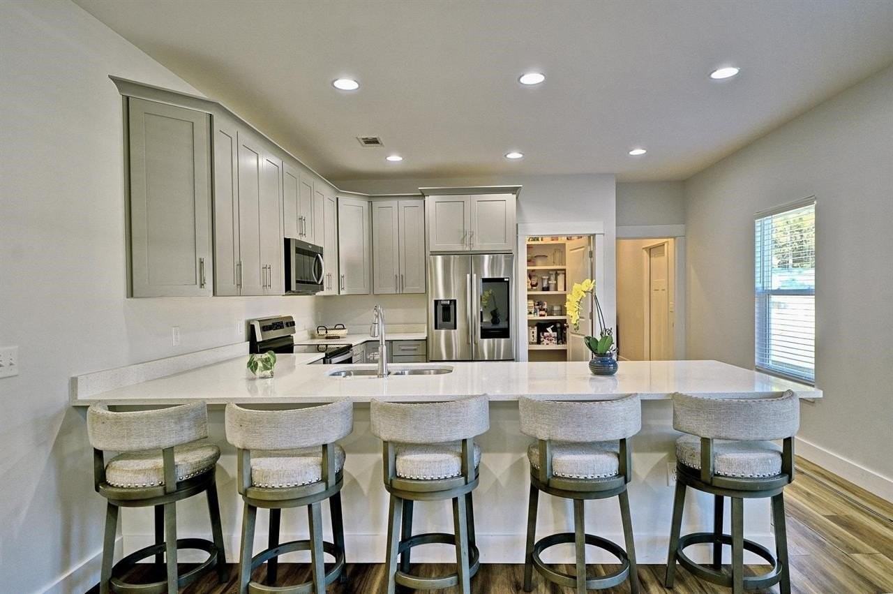 168 Engelbrecht Rd - Photo 4 of 22