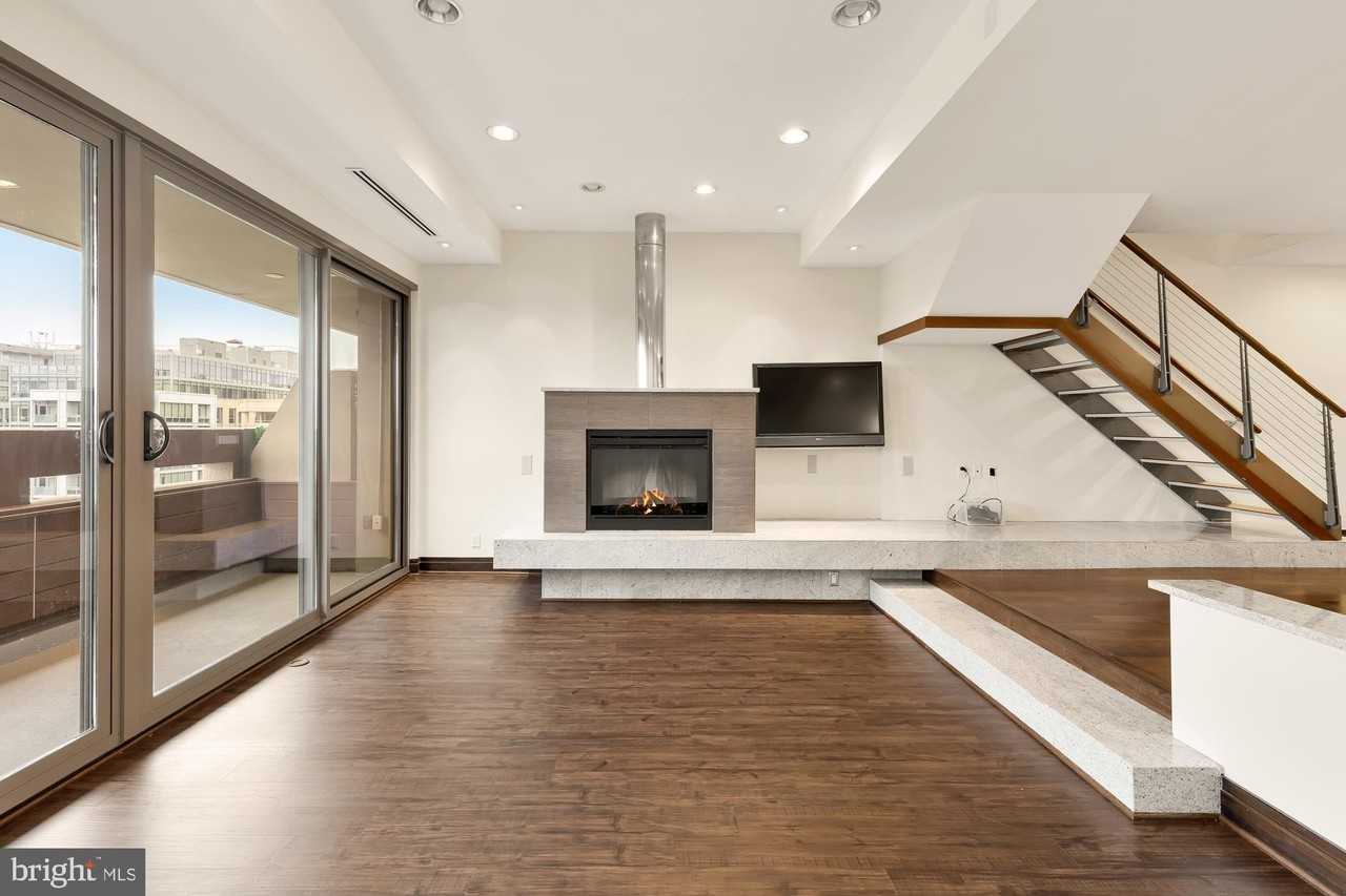 2501 M St Nw Unit 718 #718 - Photo 3 of 31