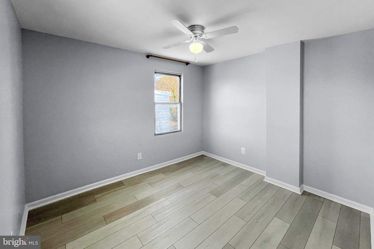 2301 Herkimer St - Photo 7 of 14